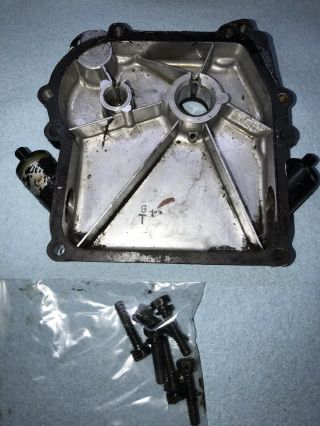 Vintage Briggs and Stratton 699096 Engine Crankcase Cover & Bolts (011819) 3