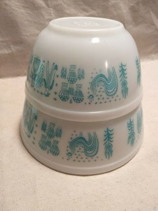 2 Vintage Pyrex Turquoise Amish Butterprint Mixing Nesting Bowls 402 And 403