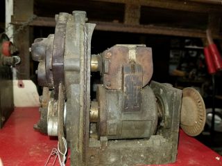 VINTAGE SPLITDORF DIXIE MODEL 462 2 CYL.  CCW MAGNETO FOR EARLY TRACTORS 2