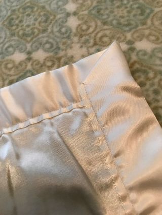 Vintage Soft Green Gold Scroll Pattern Blanket Satin Backed Edge Lining 87”X56” 8
