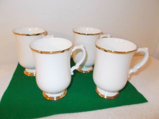 Vtg Royal Victoria Fine Bone China Set Of 4 White Footed Cups With Gold Rim Base