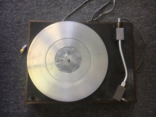 Vintage Acoustic Research Ar Xa Turntable.  Wood Case In.