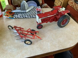 Vintage Tru Scale Tractor With Four Bottom Plow