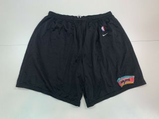 Vintage San Antonio Spurs Nike Black Practice Shorts - 3xl