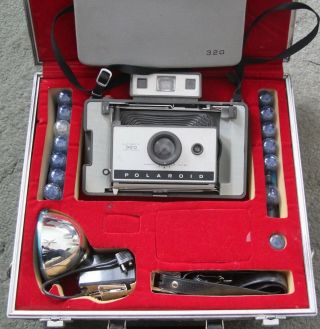 Vintage Polaroid 320 Land Camera With Case,  Flash Attachment & Bulbs Vg