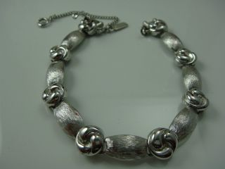 Vintage Silver Tone Monet Ribbon Knot Style 7 " Bracelet (z - 27)