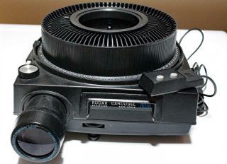 Kodak Carousel 760h 35mm Slide Projector W/ 2 Trays,  Remote And Zoom Lens