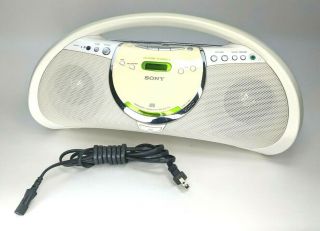 Vintage Sony Zs - Y3 Cd/radio Boombox White And Green