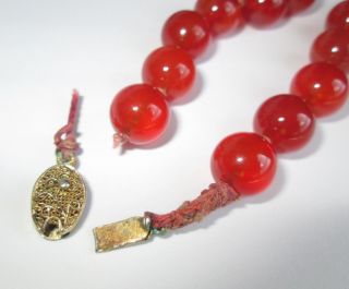 VINTAGE CHINESE CARVED CARNELIAN AGATE STONE BEADS NECKLACE with FILIGREE CLASP 3