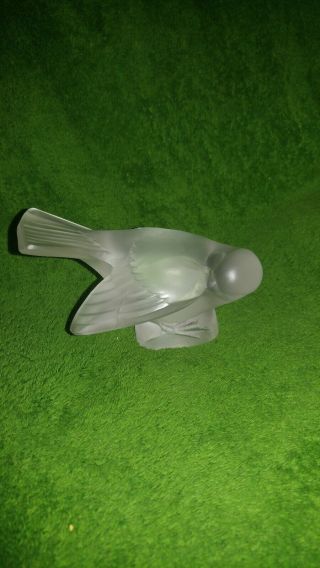 Vintage Rene Lalique Frosted Crystal Sparrow Bird Figurine Art Glass Paperweight