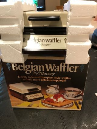 Vintage Munsey Belgian Waffler Waffle Maker Model Bw - 2 6 " 6 Inch Waffles