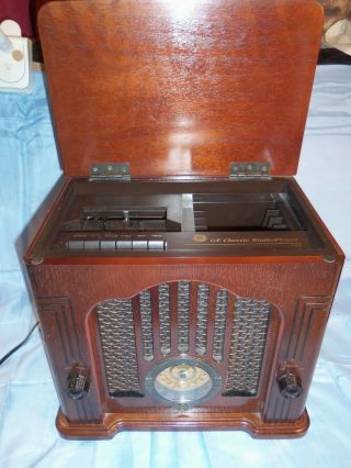 Vintage Ge Radio And Cassette Player Model Number 7 - 4135a.  Ge Classic Radio P