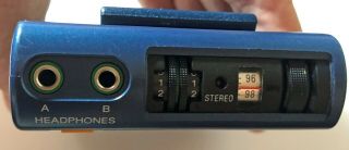 Vintage Sony FM Stereo Walkman SRF - 40W w/ Belt Clip Leather Case 3
