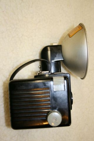 Vintage Kodak Brownie Hawkeye Camera Flash Model with Kodalite Flasholder - 4