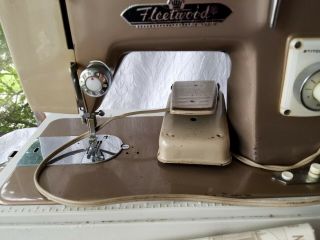 Fleetwood Vintage Japanese Vintage Sewing Machine Heavy Duty ZIG ZAG 6