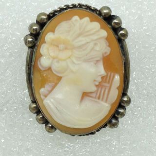 Vintage 800 Silver Lovely Cameo Brooch Pin Carved Shell Costume Jewelry
