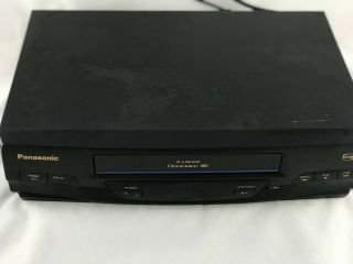 Panasonic PV - V4020 4 Head Omnivision VCR VHS Player includes cables/VHS 6