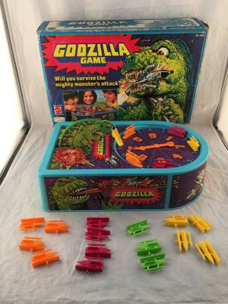 Vintage Godzilla Board Game W/ Box - Missing 2 Green Ships (mattel,  1978)
