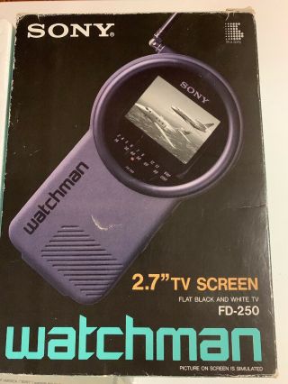 Vintage Sony Watchman FD - 250 Handheld LCD Black & White TV Taiwan NOS 1989 3