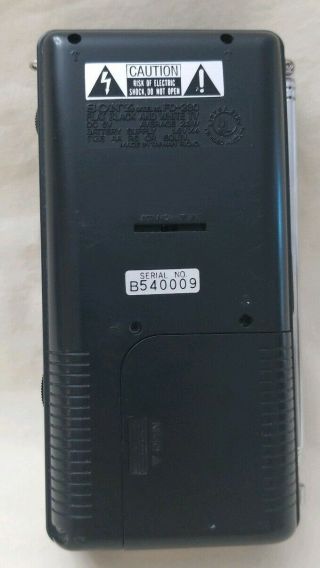 Vintage Sony Watchman Black & White Portable TV Model FD - 230 1993 3