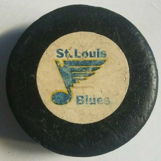 1970s Nhl St.  Louis Blues Vintage Stamped Made In Canada Rubberized Hockey Puck
