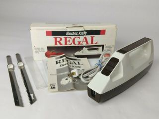 Vintage Regal Electric Knife K382 Serrated Steel Blades Made In Usa
