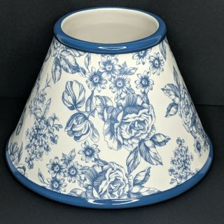 White Barn Candle Shade Vintage Look Floral Blue White Ceramic Jar Candle Top