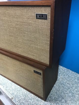 Vintage KLH Model Twenty - Two Acoustic - Suspension Loudspeakers 2