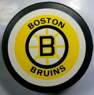 Boston Bruins Vintage Viceroy Mfg.  Made In Canada Hockey Puck Nhl Old Slug