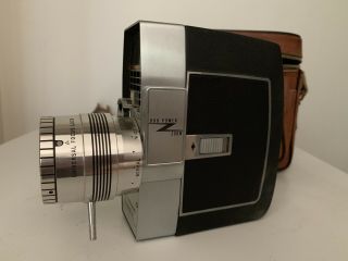 Bell & Howell Directors Series Zoomatic 8mm Movie Camera - - Vintage Pre - Owned 3