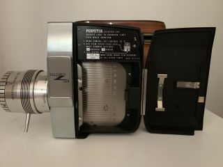 Bell & Howell Directors Series Zoomatic 8mm Movie Camera - - Vintage Pre - Owned 4