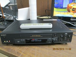 Sony Slv - N71 Vcr Vhs Player Recorder With Rmt - V402a Remote Good