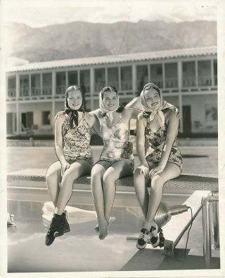 Jane Wyman Bryan Smimsuit Vintage 1930s Warner Bros.  Longworth Cheesecake Photo