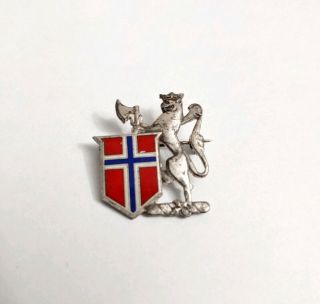 Vintage Norway Flag Crest Lion Sterling Silver Enamel Medallion Brooch Pin