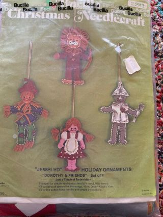 Vtg Bucilla Wizard Of Oz Dorothy & Friends Felt Christmas Ornament Kit 2113