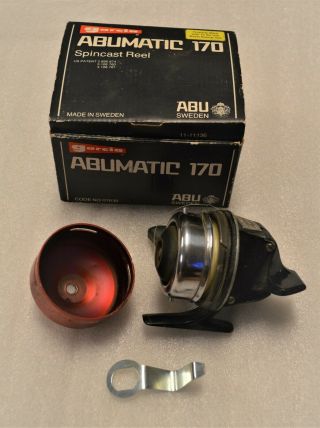 Vintage ABU Garcia ABUMATIC 170 Fishing Reel Made in Sweden Red 2