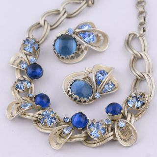 Vtg High End Silver Tone Sapphire Blue Glass Rhinestone Necklace Earrings Set