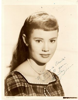 American Actress Roberta Shore,  Signed Vintage Studio Photo.