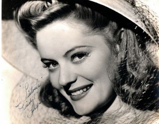 Canadian - American Actress Alexis Smith,  Vintage Signed Studio Photo.  John Engstead