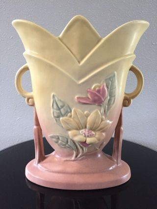 Vintage Hull Art Pottery Double Handle Vase 8.  5 