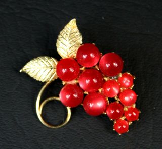 Cute Vintage 1960s Gold Tone Grape Bunch Brooch With Red Plastic Cabochons