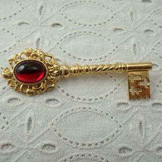 Vintage Red Cabochon 3 1/2 " Gold Tone Skeleton Key Pin Brooch
