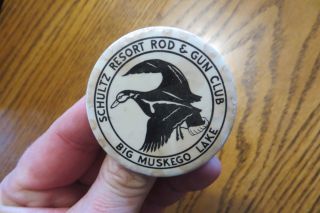 Schultz Resort Rod & Gun Club,  Big Muskego Lake Duck Hunting Pin Button Collect