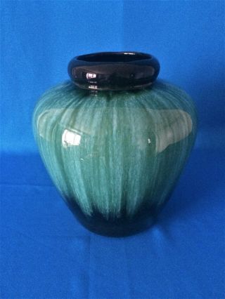 Vintage Blue Mountain Pottery Large Apollo Series Vase 730 2