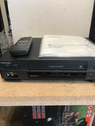 Toshiba M - 65 Vhs Player 4 Head Hifi Stereo Video Cassette Recorder Remote