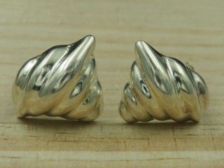 Vintage Taxco Mexico Sterling Silver Puffy Grooved Modernist Clip - On Earrings