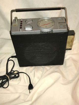 Vintage Spearsonic Portable 8 Track Tape Player Am/fm Radio Great