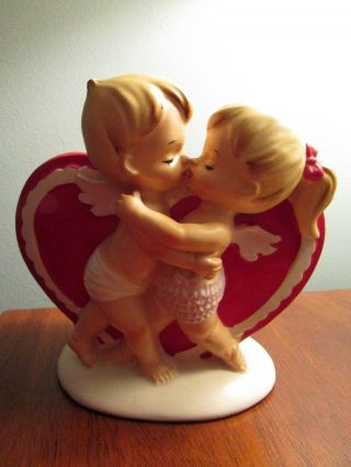 Vintage Valentine Lefton Kissing Boy & Girl Cupids Figurine Planter Vase 1950s