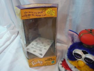 vintage furby special limited edition your royal majesty electronic 2000 furby 6