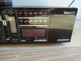 Vintage SANYO Betacord Beta Hi - Fi Video Cassette Recorder Model VCR 7200 3